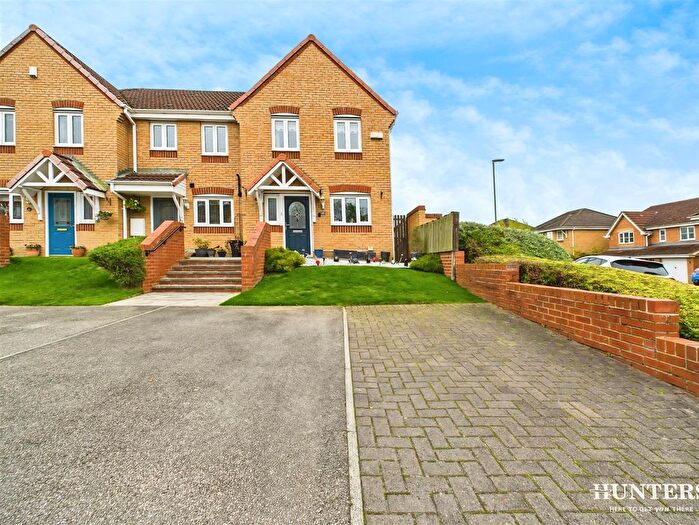 3 Bedroom End Terrace House For Sale In Langdon Close, Consett, DH8