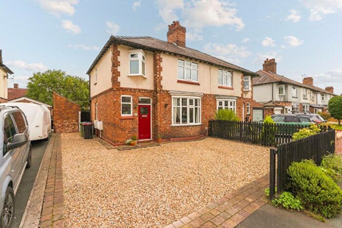 3 Bedroom Semi Detached House For Sale In Carlton Road, Northwich, CW9