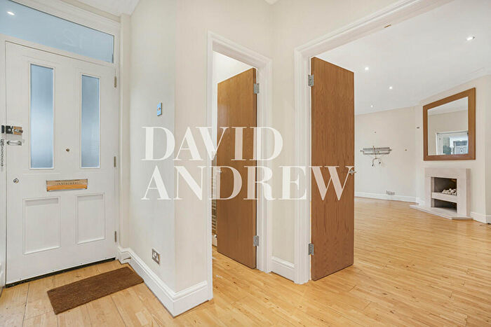 2 Bedroom Apartment To Rent In Riversdale Road, N5