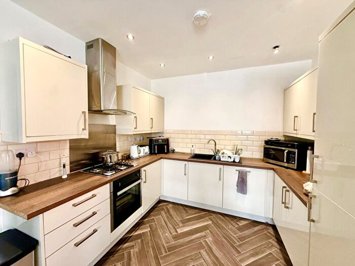 2 Bedroom Flat To Rent In Stapleford Lane, Toton, NG9