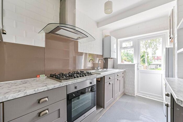 3 Bedroom Semi-Detached House To Rent In Bramshaw Rise, New Malden, KT3