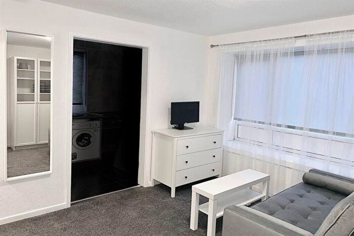 Flat To Rent In Meadow Rise, Kenton, NE5