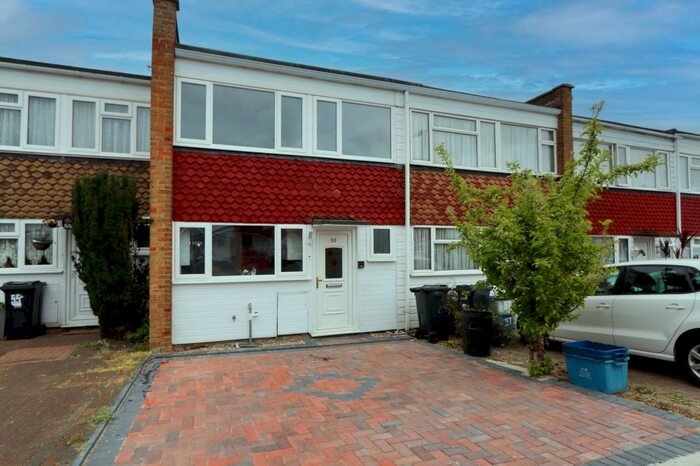 3 Bedroom Terraced House To Rent In Long Green, Chigwell, IG7