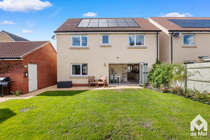 4 Bedroom Detached House For Sale In Pastures Avenue, Bishops Cleeve, Cheltenham, Gloucestershire, GL52