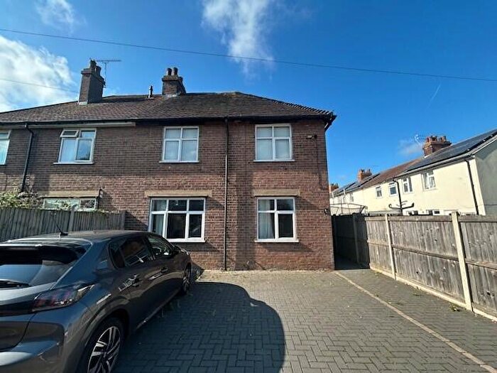 3 Bedroom Semi Detached House To Rent In Gascoigne Road, Colchester, CO4
