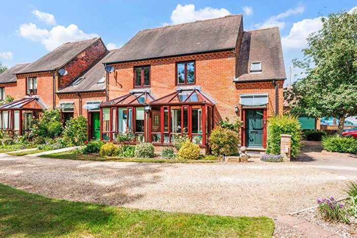 2 Bedroom Retirement Property For Sale In Bearwater, Hungerford, RG17