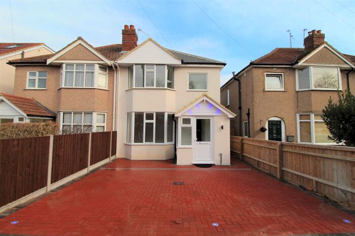 3 Bedroom Semi-Detached House To Rent In Pooley Green Road, Egham, TW20