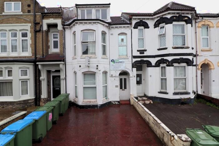 1 Bedroom Studio To Rent In The Polygon, The Polygon, Southampton, SO15