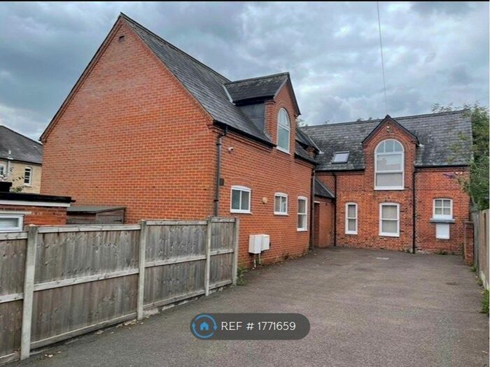 4 Bedroom Detached House To Rent In Hospital Road, Colchester, CO3