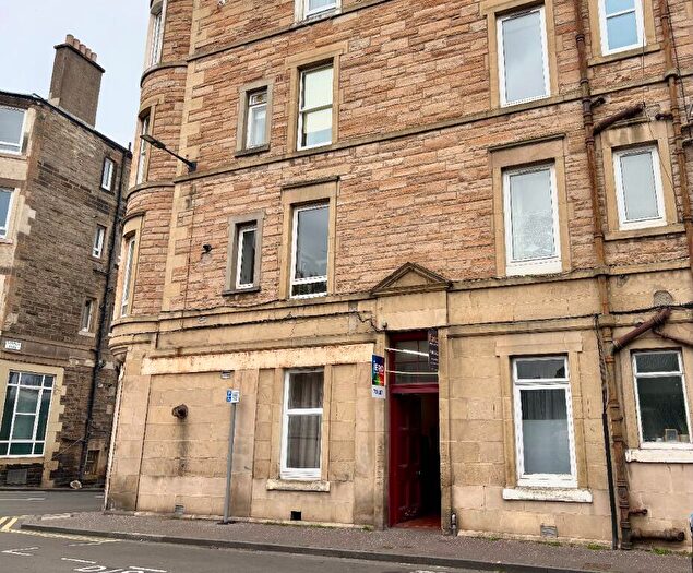 1 Bedroom Flat To Rent In Rossie Place, Abbeyhill, Edinburgh, EH7