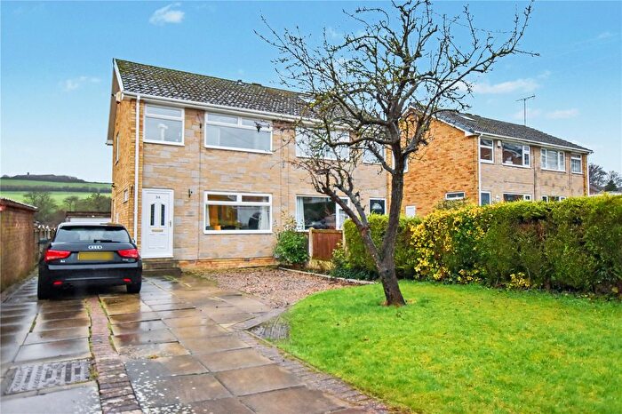 3 Bedroom Semi Detached House For Sale In Topcliffe Avenue, Morley, Leeds, West Yorkshire, LS27