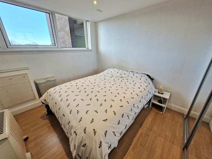 1 Bedroom Flat To Rent In Grosvenor Court, Byres Road, Hillhead, G12