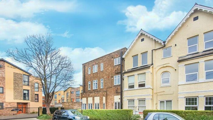 1 Bedroom Flat To Rent In St Johns Court, Hertford, SG14