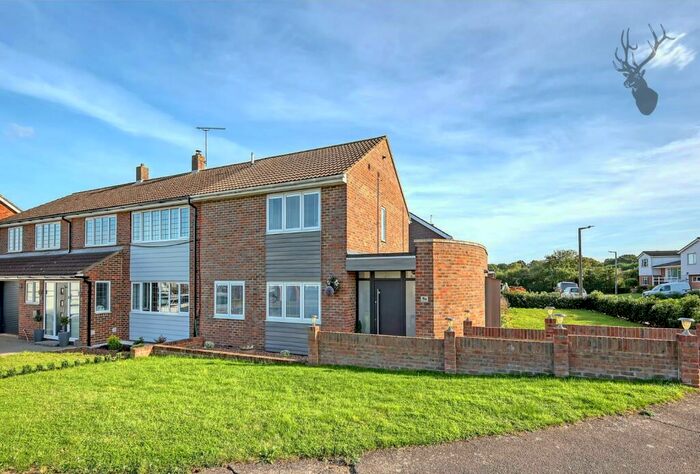 3 Bedroom Semi-Detached House To Rent In Burnett Park, Harlow, CM19