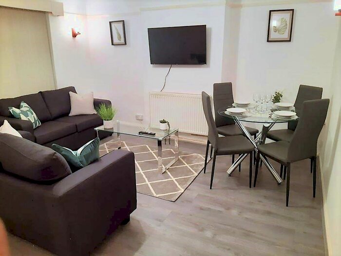 3 Bedroom End Of Terrace House To Rent In Gardendale Avenue, Nottingham, Nottinghamshire, NG11