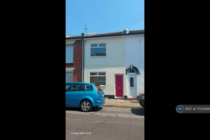 3 Bedroom Terraced House To Rent In Cuthbert Road, Portsmouth, PO1