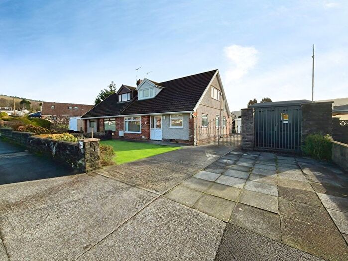 4 Bedroom Semi-Detached Bungalow For Sale In Kingrosia Park, Clydach, Swansea, SA6