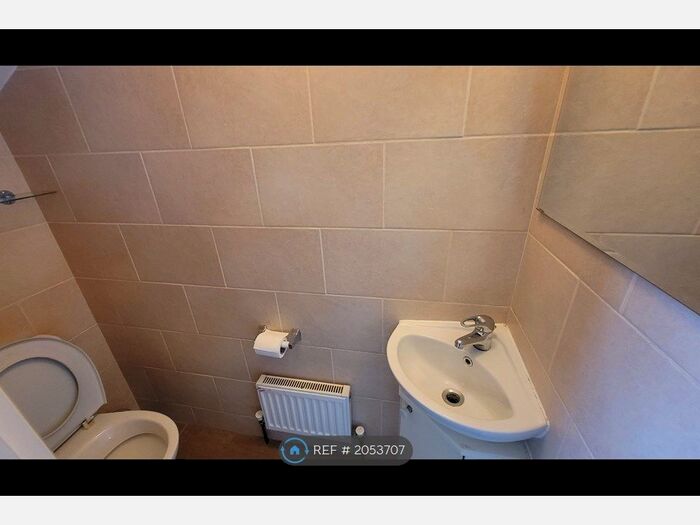 4 Bedroom Terraced House To Rent In Albany Park Avenue, Enfield, EN3