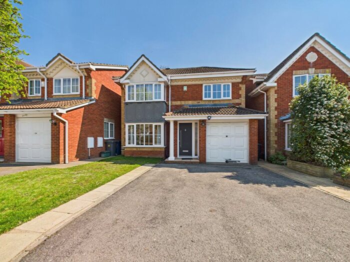 4 Bedroom Detached House To Rent In The Spinney, Marlow Hill, High Wycombe, Buckinghamshire, HP11