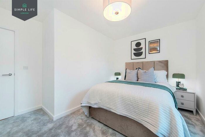 2 Bedroom Apartment To Rent In Bed, St Floor Indigo At Endura House In Beam Park, RM13