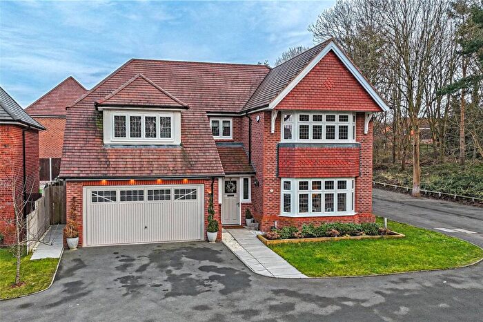 5 Bedroom Detached House For Sale In Lapley Avenue, Amington, Tamworth, Staffordshire, B77