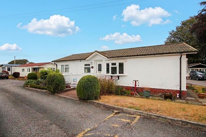 2 Bedroom Park Home For Sale In Forest Road, Oakmere, CW8