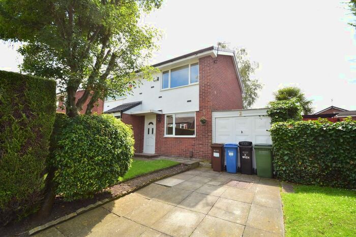 2 Bedroom Property To Rent In Wren Close, Offerton, Stockport SK2