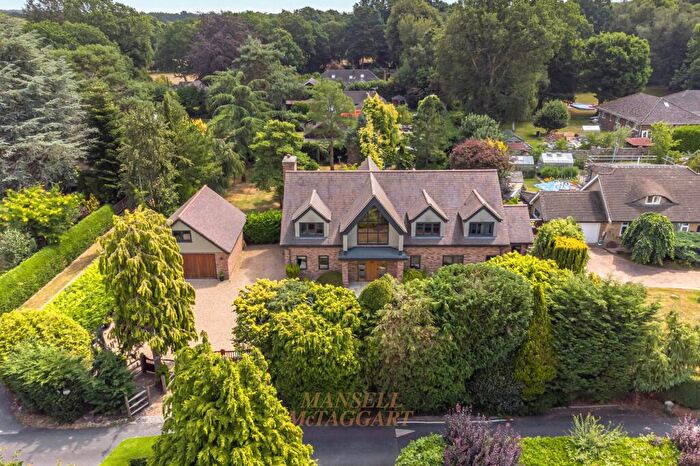 4 Bedroom Detached House For Sale In Felcot Road, Felbridge, RH19