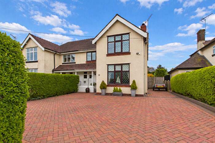 3 Bedroom Semi Detached House For Sale In Old Croft Road, Stafford, ST17