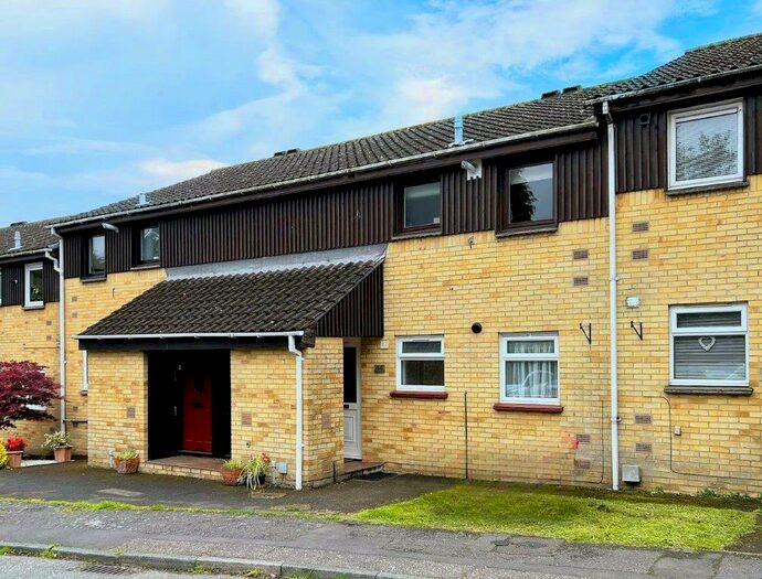 1 Bedroom Flat To Rent In Selworthy Close, Billericay, Essex, CM11