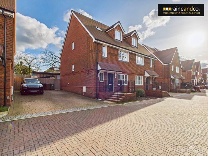 3 Bedroom Semi Detached House For Sale In Fenton Close, Potters Bar, EN6