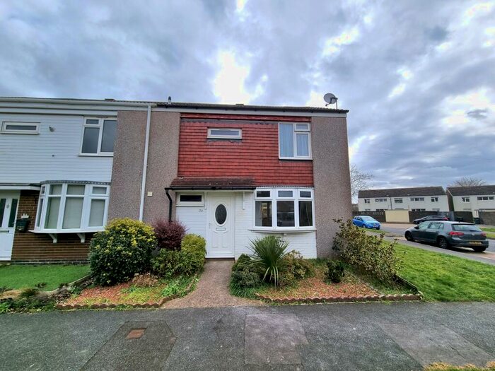 3 Bedroom House To Rent In Skipper Way, Lee-On-The-Solent, PO13