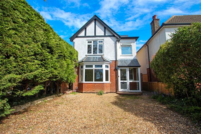 3 Bedroom Detached House For Sale In Hamble Lane, Hamble, Southampton, SO31