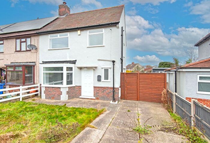 3 Bedroom Semi Detached House For Sale In Newbold Back Lane, Chesterfield, S40