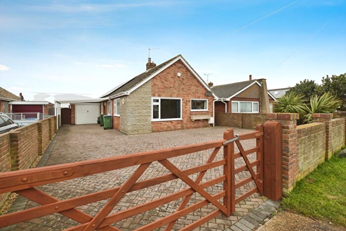 3 Bedroom Bungalow For Sale In Williamson Road, Lydd On Sea, Romney Marsh, Kent, TN29