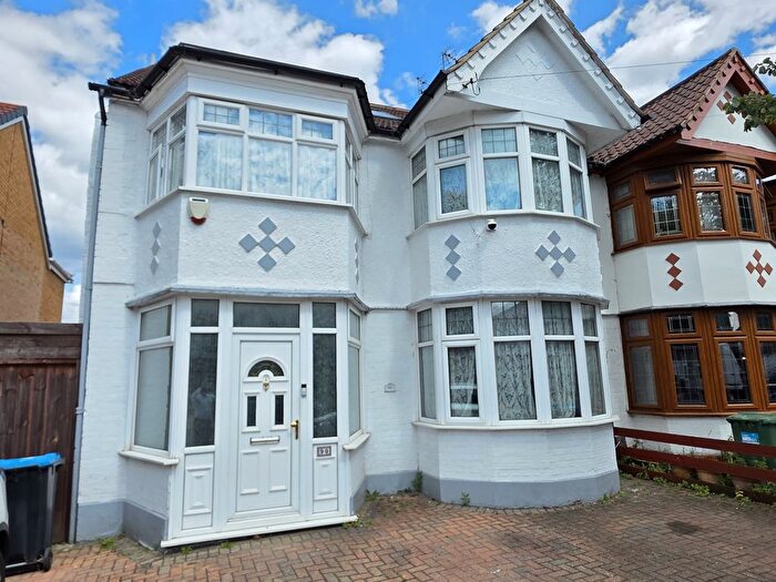 5 Bedroom Terraced House To Rent In Park Avenue North, Willesden, NW10