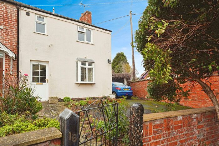 3 Bedroom Semi-Detached House For Sale In School Street, Honeybourne, Evesham, Worcestershire, WR11