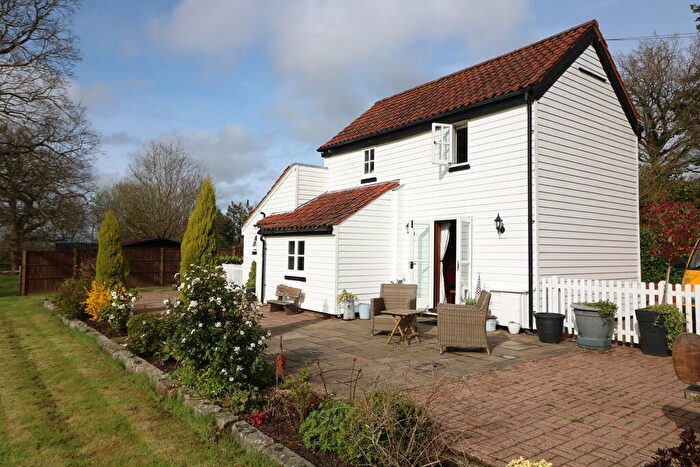 2 Bedroom Cottage To Rent In Rusper Road, Newdigate, RH5