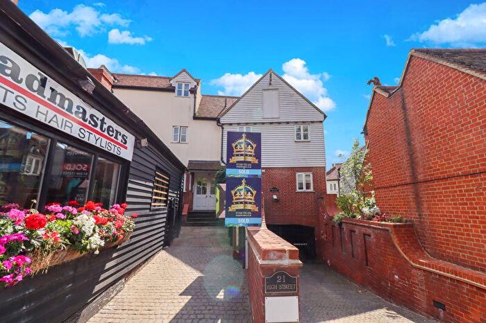 2 Bedroom Apartment To Rent In High Street, Benfleet, SS7