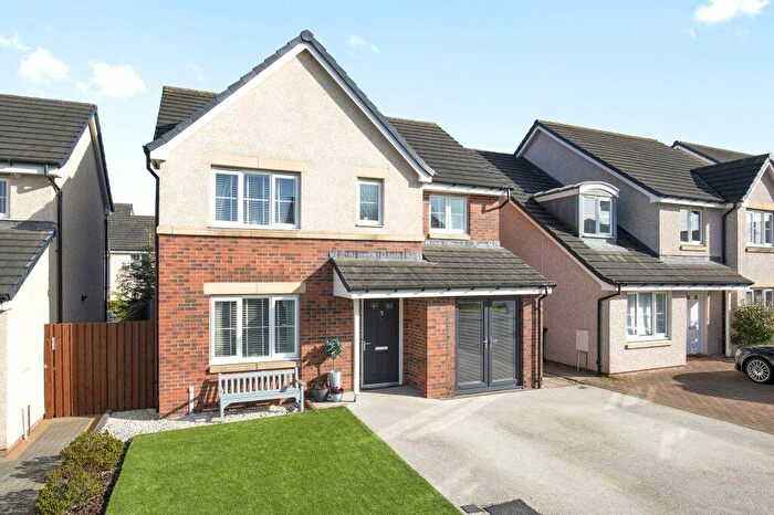 4 Bedroom Detached House For Sale In Eilston Drive, Kirkliston, Edinburgh, EH29