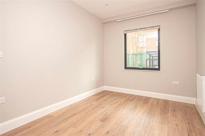 2 Bedroom Flat To Rent In Broadwater Road, Welwyn Garden City, AL7