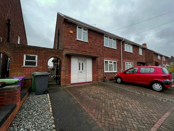 1 Bedroom Flat To Rent In Rydal Close, Wednesfield, Wolverhampton, WV11