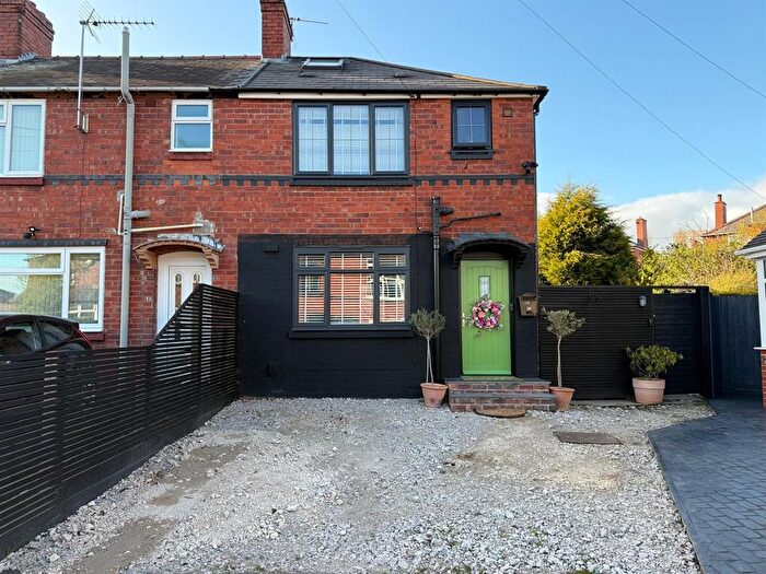 2 Bedroom End Terrace House For Sale In Greenwood Avenue, Rowley Regis, B65