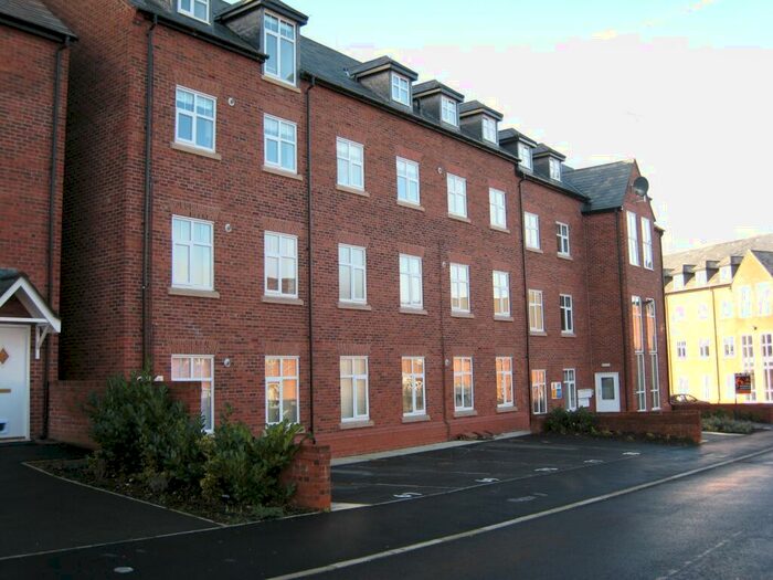 2 Bedroom Apartment To Rent In Eastgate, Macclesfield, SK10