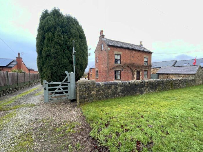 3 Bedroom Detached House To Rent In Park Lane, Shirland, Alfreton, DE55