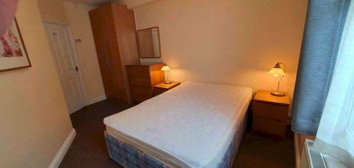 1 Bedroom Flat To Rent In Cheltenham Road, Lower Cotham, Bristol, BS6