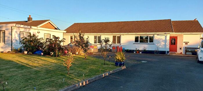 5 Bedroom Bungalow For Sale In Pennant, Llanon, SY23