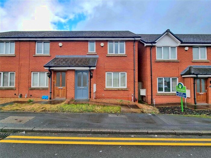 3 Bedroom Semi-Detached House To Rent In Bridgewood Street, Stoke-On-Trent, Staffordshire, ST3