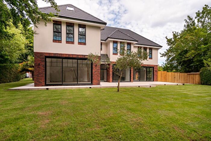 6 Bedroom Detached House For Sale In The Mount, Warlingham, CR6