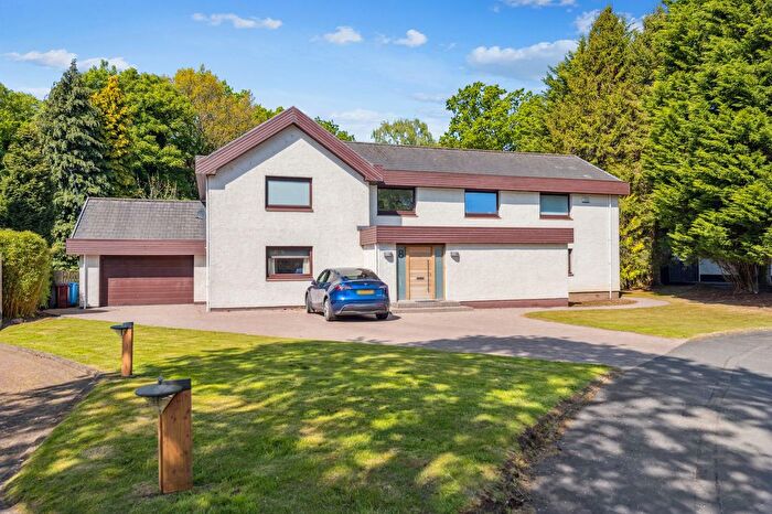 4 Bedroom Detached House For Sale In Lady Jane Gate, Bothwell, G71